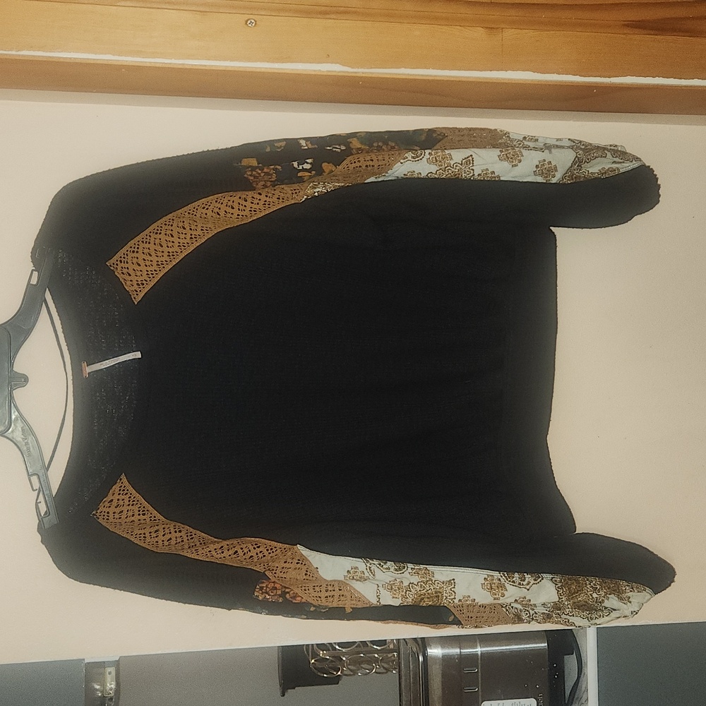 Free People Boho Style Top Women's Small Slightly Oversized